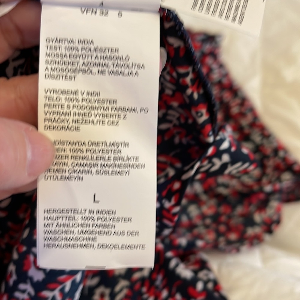 NWT Nautica woman’s red white and blue blouse. Size L. - Picture 6 of 6